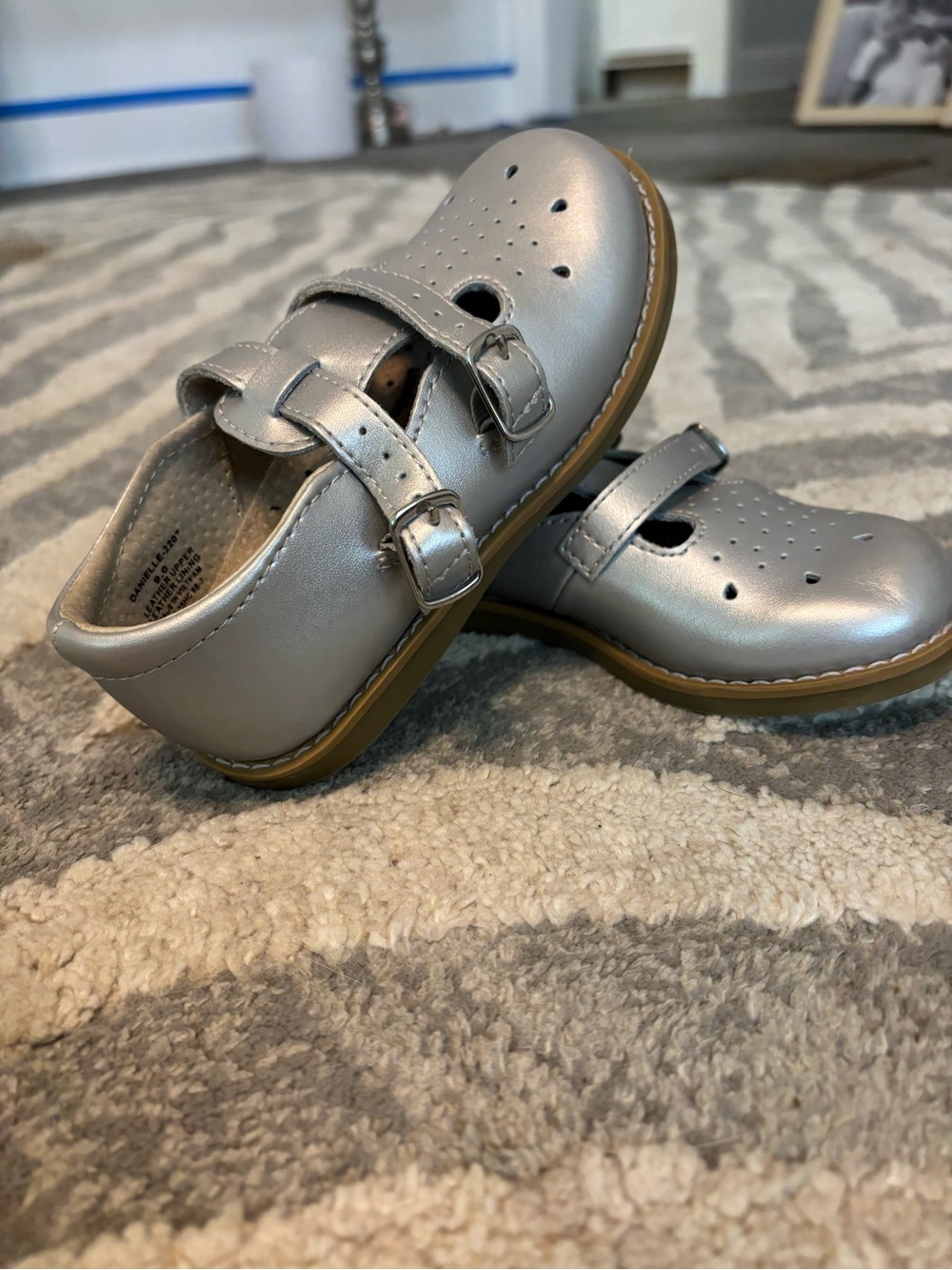 Kids Silver Double-Buckle footmates